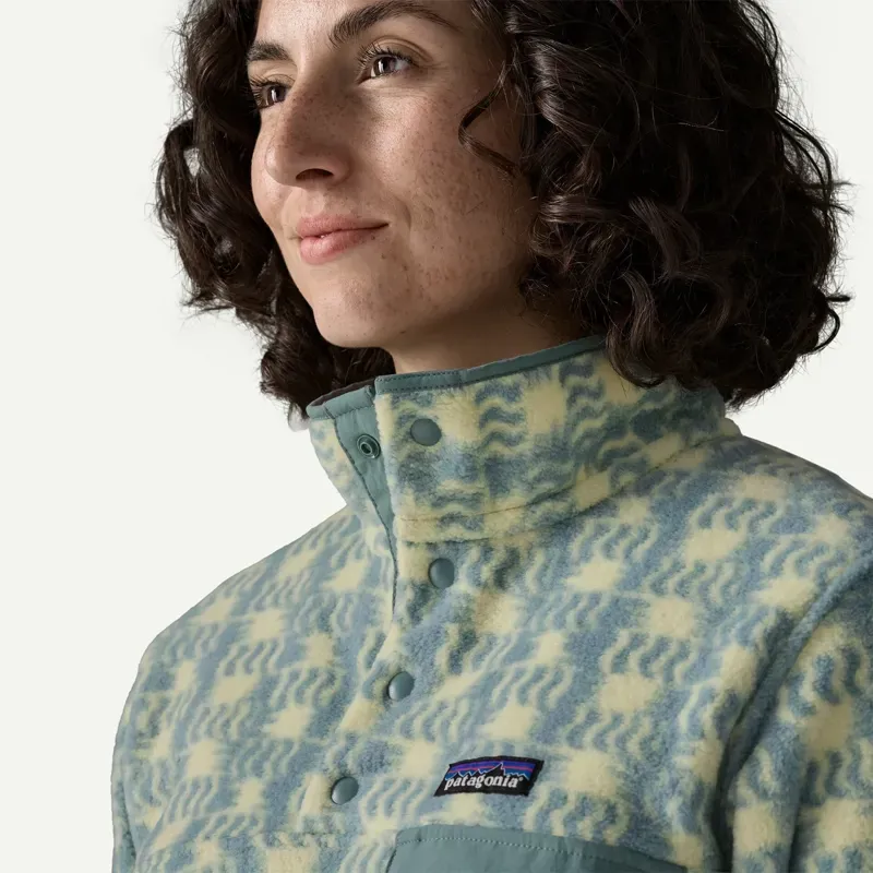 Patagonia Women's Lightweight Snap-T Fleece Pullover in Sun Quilt Blue-5