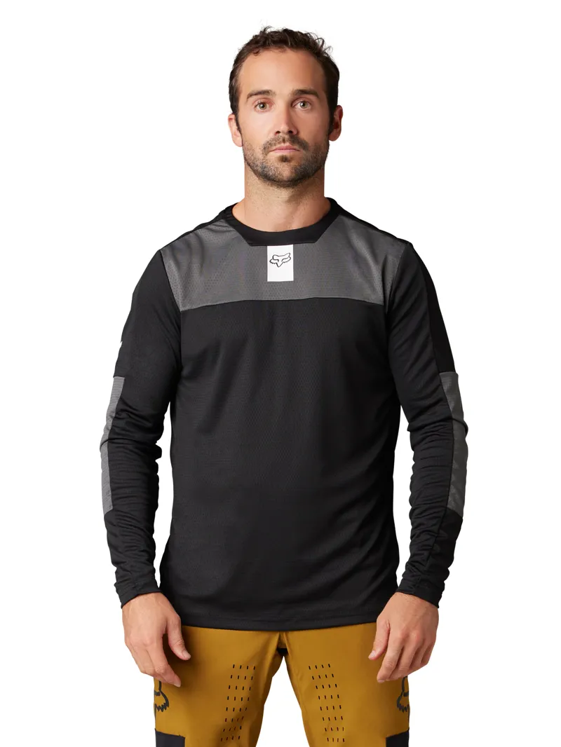 Fox Defend Long Sleeve MTB Jersey in Black-6