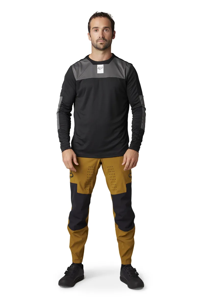 Fox Defend Long Sleeve MTB Jersey in Black-9