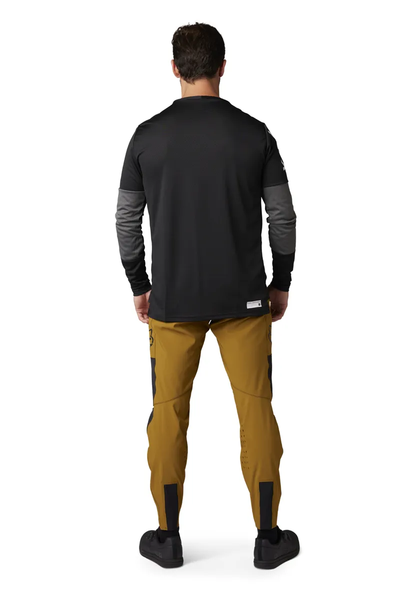 Fox Defend Long Sleeve MTB Jersey in Black-10