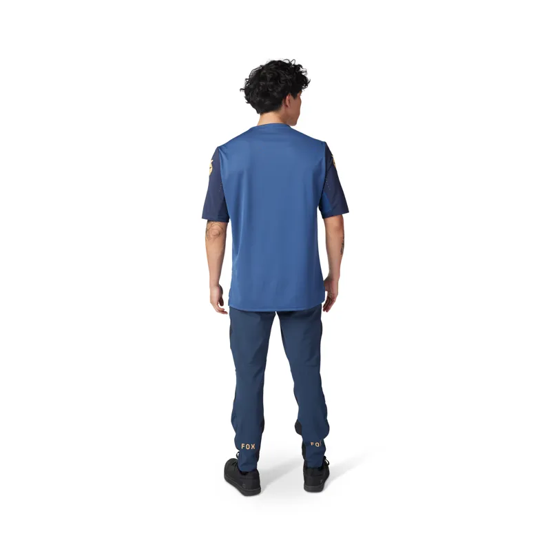 Fox Defend Taunt Short Sleeve Mountain Bike Jersey in Indo-2