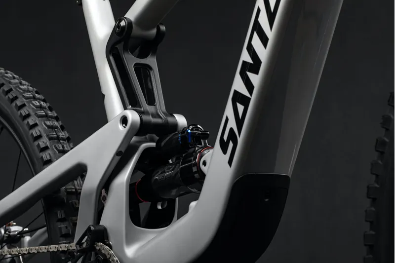 Santa Cruz Heckler SL Electric Bike - C R Model 2024 in Matte Silver-2