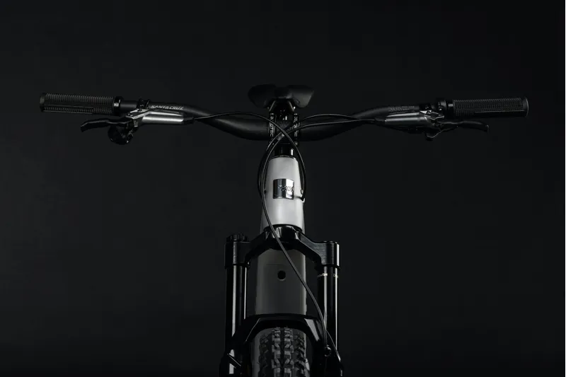 Santa Cruz Heckler SL Electric Bike - C S Model 2024 in Silver XL ONLY-2