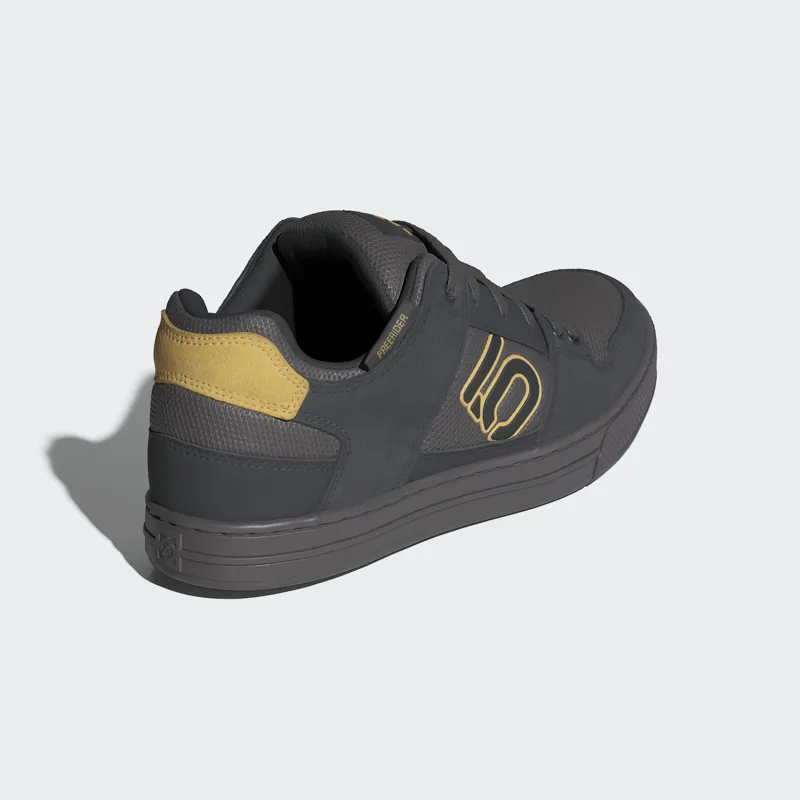 Five Ten Freerider Shoes - Flat MTB Shoes in Charcoal / Oat / Carbon-3