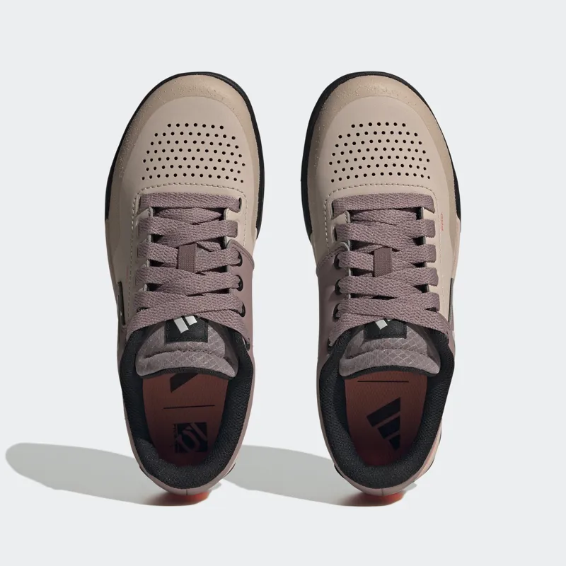 Five Ten Womens Freerider Pro Mountain Bike Shoe in Pink / Sal / Cream-6