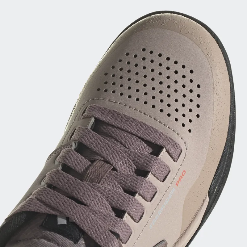 Five Ten Womens Freerider Pro Mountain Bike Shoe in Pink / Sal / Cream-2