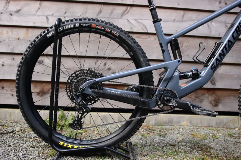 Current Demo Bike - Santa Cruz Hightower C R 2024 Large in Ocean Blue-2