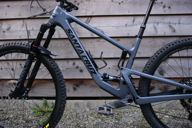 Current Demo Bike - Santa Cruz Hightower C R 2024 Large in Ocean Blue-11