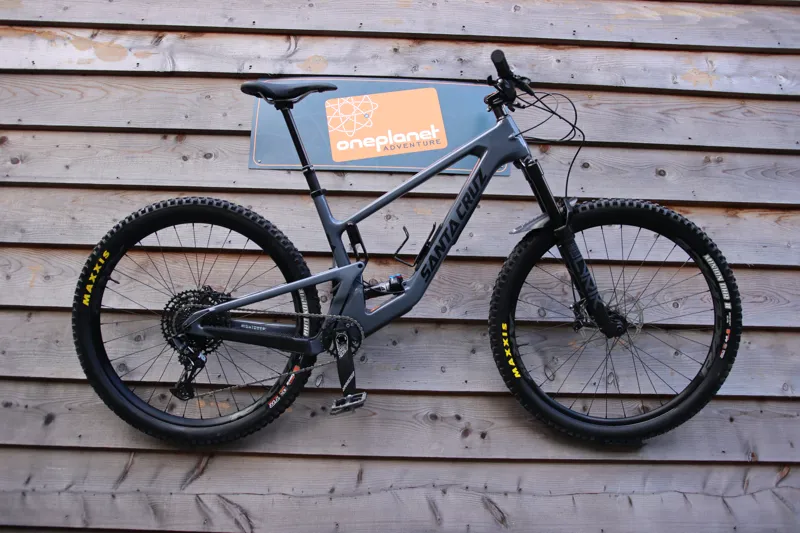 Current Demo Bike - Santa Cruz Hightower C R 2024 Large in Ocean Blue