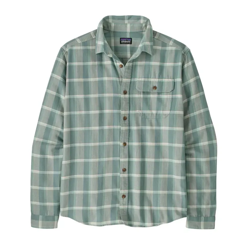 Patagonia Lightweight Fjord Flannel Shirt in Marine Layer: Blue Sage