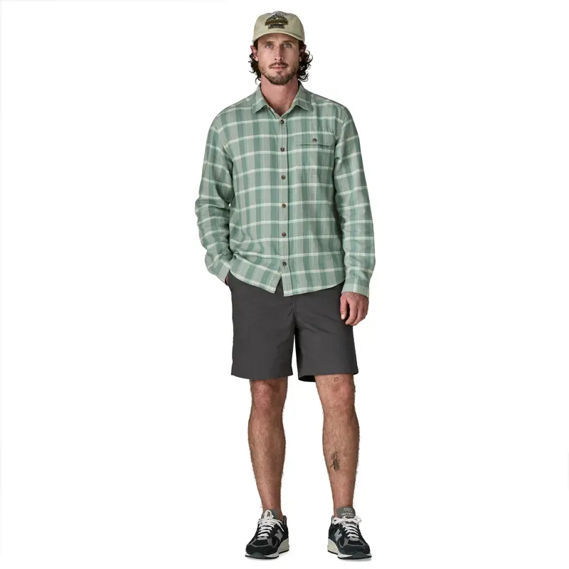 Patagonia Lightweight Fjord Flannel Shirt in Marine Layer: Blue Sage-3
