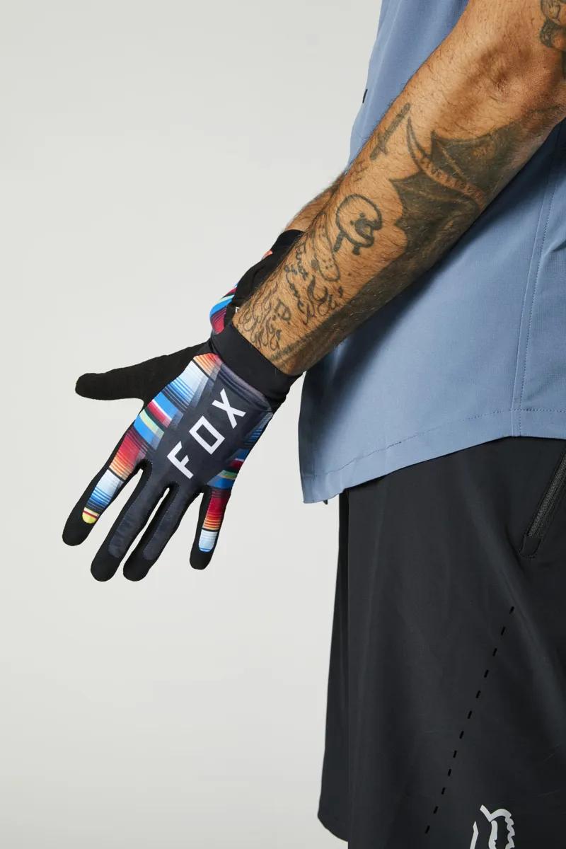 Fox Flexair Glove - Black - Staff Favourite