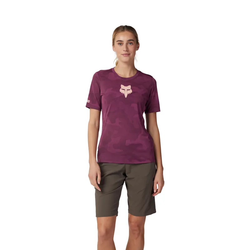 Fox Ranger TruDri Short Sleeve Women's Jersey in Sangria