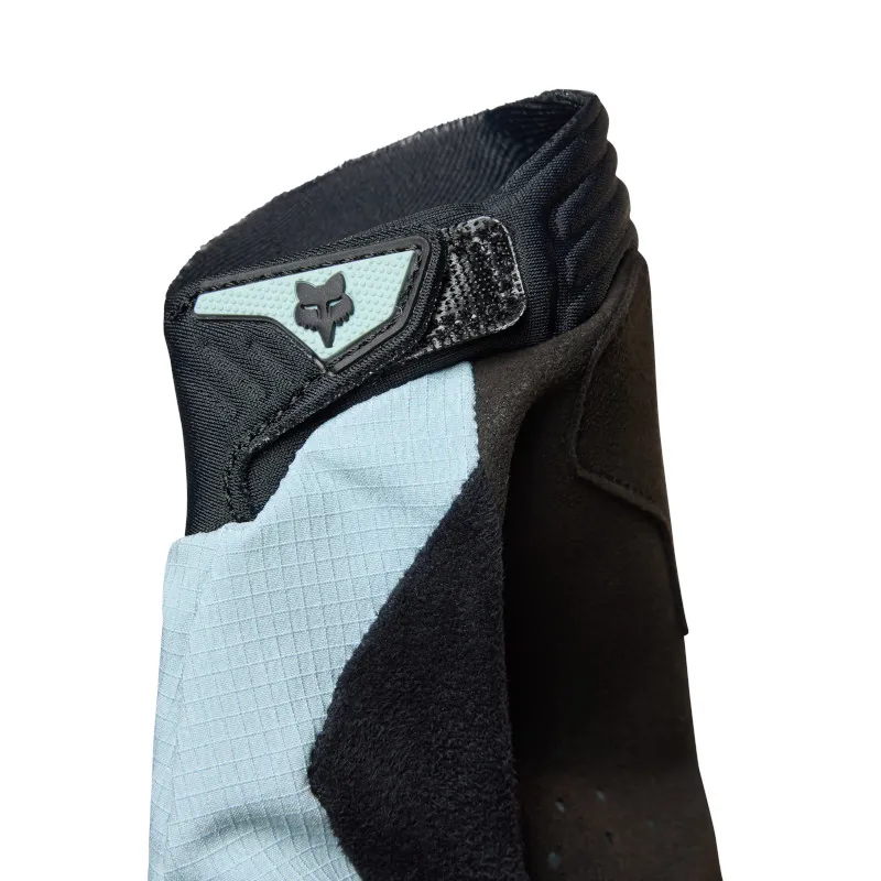 Fox Womens Defend Mountain Bike Glove in Arctic Blue-4