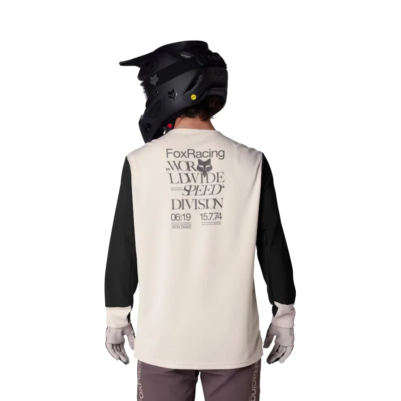 Fox Defend Long Sleeve MTB Jersey Park - Special Edition in Chalk
