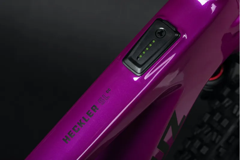 Santa Cruz Heckler SL Electric Bike - C R Model 2024 in Gloss Mag-1