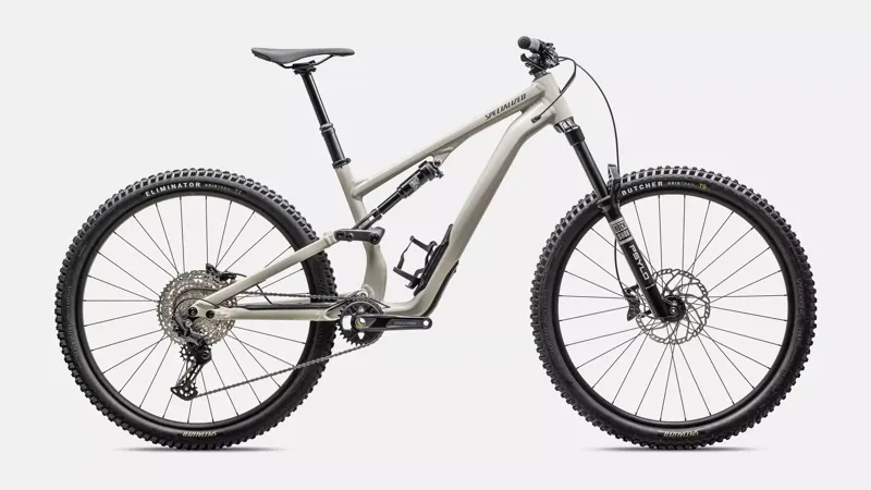 Specialized Stumpjumper Alloy 15 - 2025 Model in Gloss White / Dark