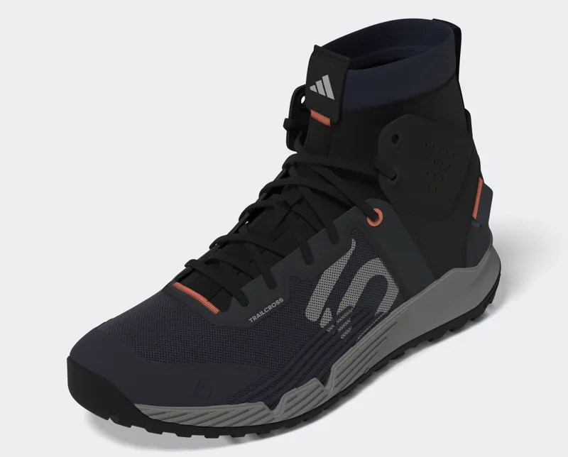 Five Ten TrailCross Mid Pro Mountain Bike Flat Shoe in Black / Navy Blue-10