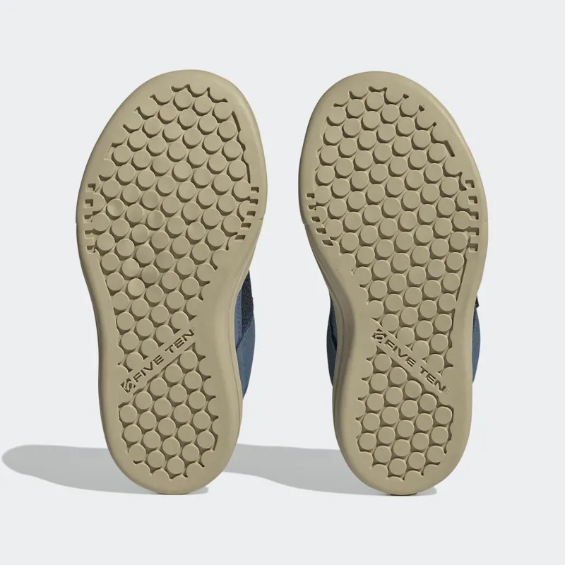 Five Ten Freerider Kids VSC Flat Cycling Shoe in Blue / Gum-3