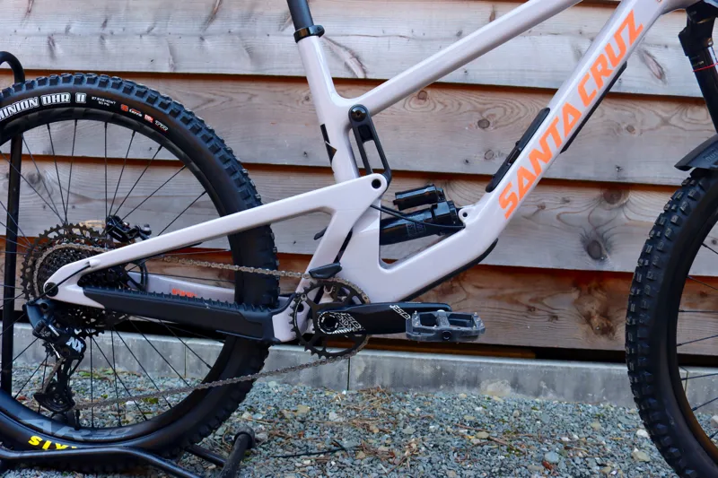 Ex-Demo Bike - Santa Cruz Nomad 6 - R Model 23 - XL Gloss Gpysum-4