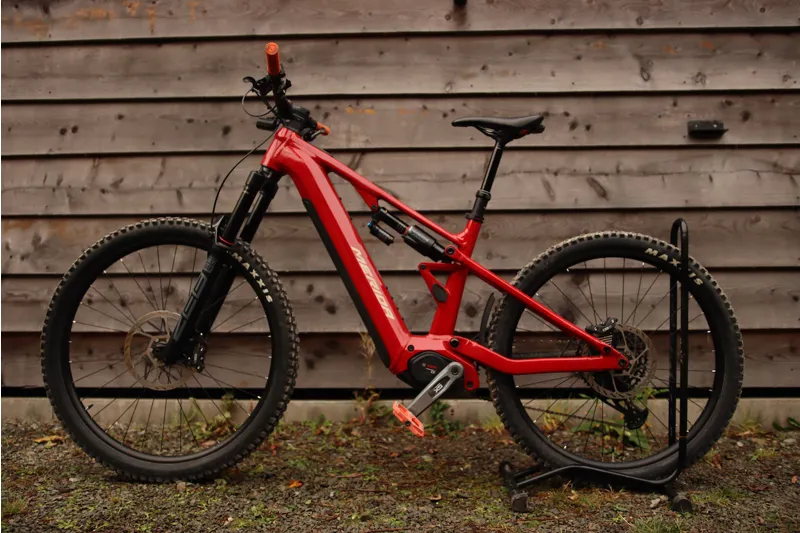 Current Demo Bike - Merida eOne-Eighty 700 - 2025 - Mid / Med Red-10