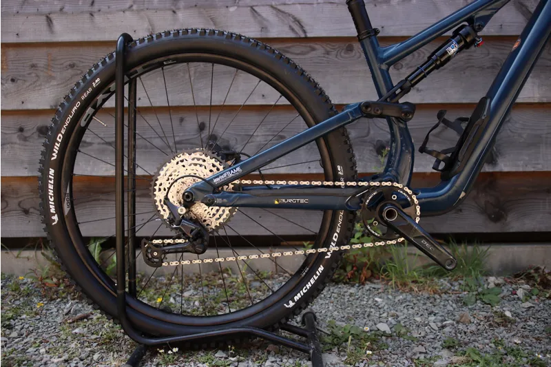 Ex-Demo Bike - Specialized Stumpjumper Alloy 15 - Satin Blue S3-2