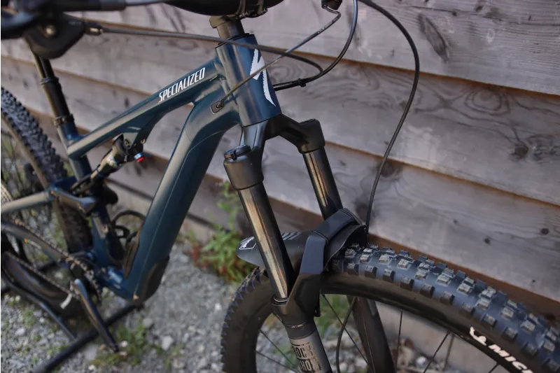 Ex-Demo Bike - Specialized Stumpjumper Alloy 15 - Satin Blue S3-6