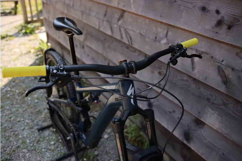 Ex-Demo Bike - Specialized Stumpjumper Alloy 15 - Satin Blue S3-12