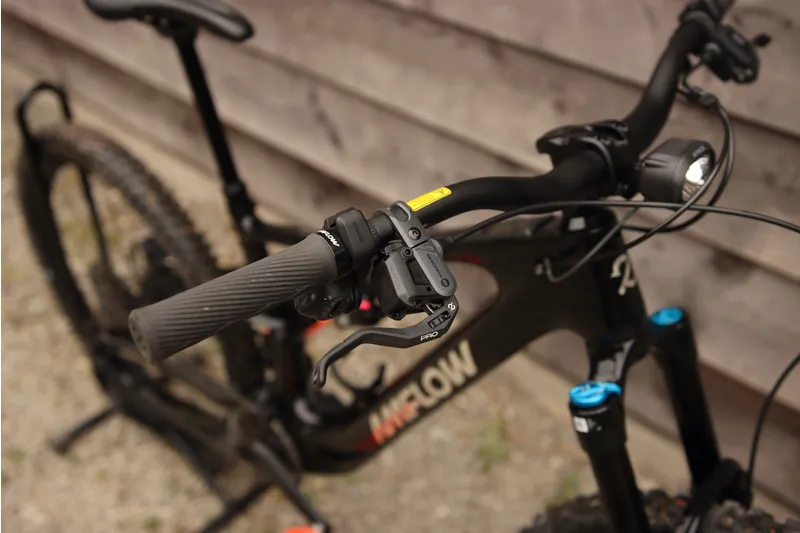 Premium Demo Bike - Amflow PX Carbon - DJI MS2 - Medium in Black-8