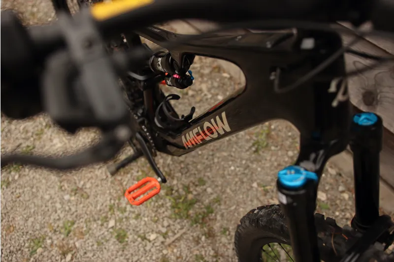 Premium Demo Bike - Amflow PX Carbon - DJI MS2 - Medium in Black-12