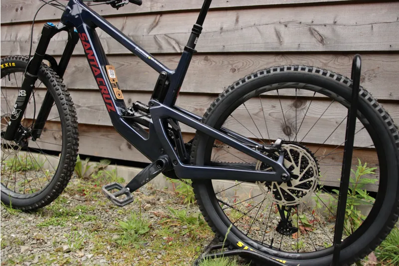 Current Demo Bike - Santa Cruz Nomad C S - 2024 in Gloss Blue in Large-13