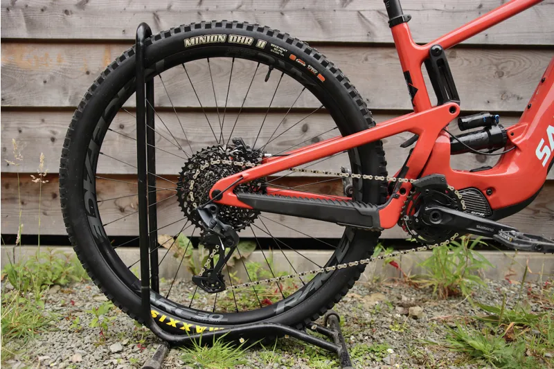 Current Demo Bike - Santa Cruz Heckler Heckler 29 S Model Large in Red-2