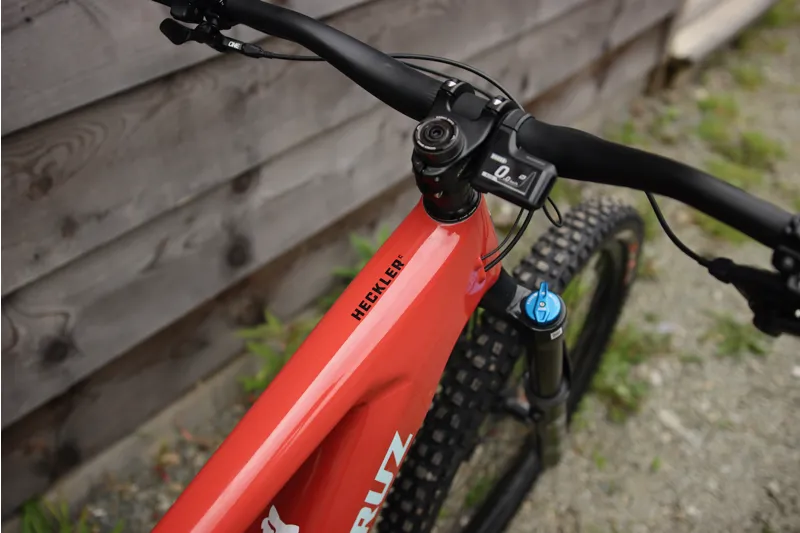 Current Demo Bike - Santa Cruz Heckler Heckler 29 S Model Large in Red-7