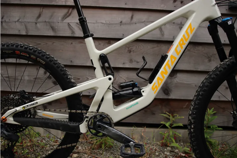 Current Demo Bike - Santa Cruz Bronson MX - C S 2024 Large in White-3