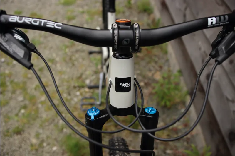 Current Demo Bike - Santa Cruz Bronson MX - C S 2024 Large in White-6