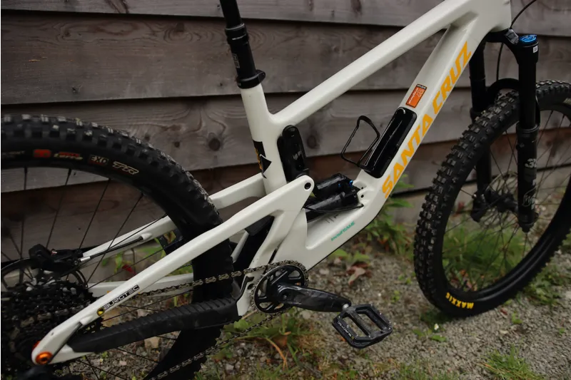 Current Demo Bike - Santa Cruz Bronson MX - C S 2024 Large in White-8