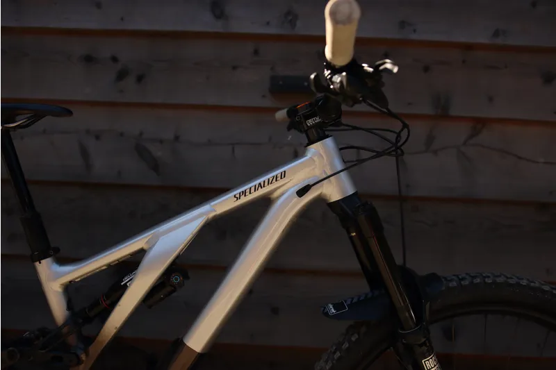 Ex-Demo Specialized Stumpjumper EVO Elite Alloy MTB - S3 MED in Silver-5