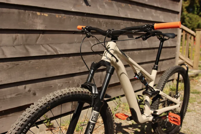 Current Demo Bike - Specialized Stumpjumper Alloy 15 - Gloss White S4-12