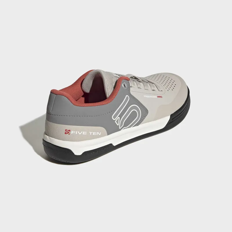Five Ten Freerider Pro Flat Mountain Bike Shoe in Grey / White-6