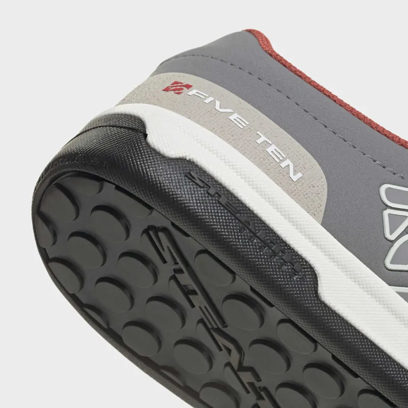 Five Ten Freerider Pro Flat Mountain Bike Shoe in Grey / White-7