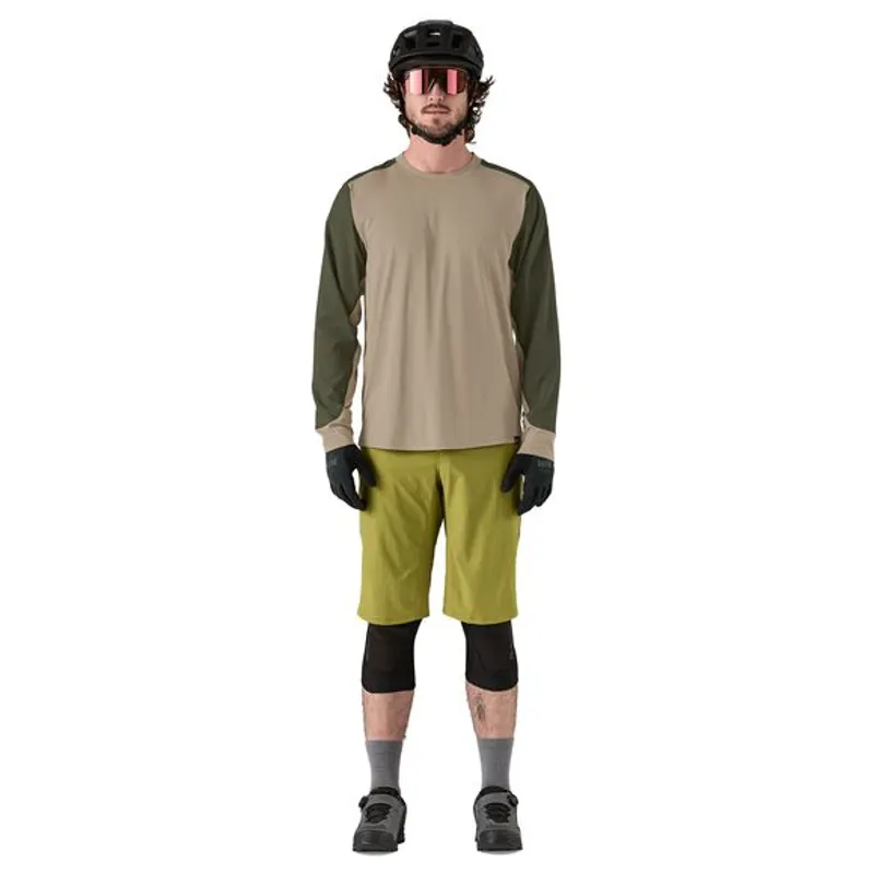 Patagonia Long Sleeve Dirt Craft MTB Jersey in Seabird Grey-2