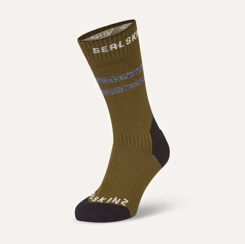 Sealskinz - Runton Fully Waterproof Winter Mid MTB Sock in Olive Green