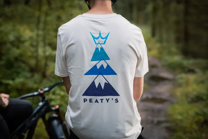 Peaty's PubWear Premium Short Sleeve Tee in Summit / Vintage White-2