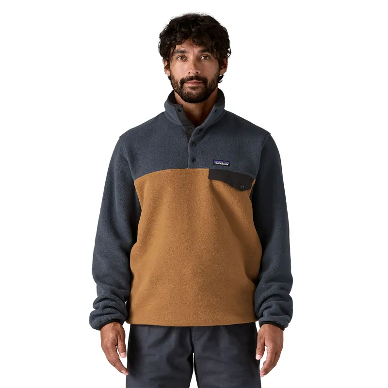 Patagonia Lightweight Synchilla Snap-T Fleece Pullover in Deer Brown