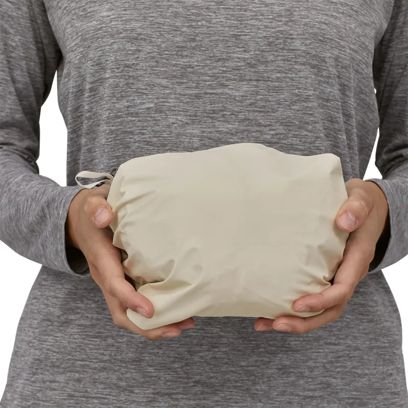 Patagonia Women's Torrentshell 3L Rain Jacket in Abundant Blue-7