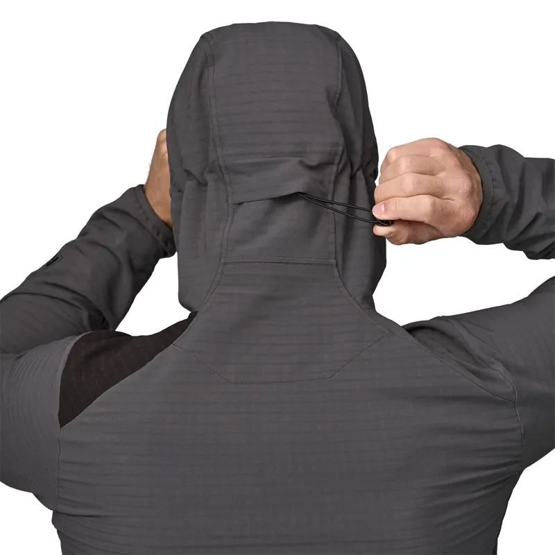Patagonia R1 TechFace Hoody / Jacket in Black-5
