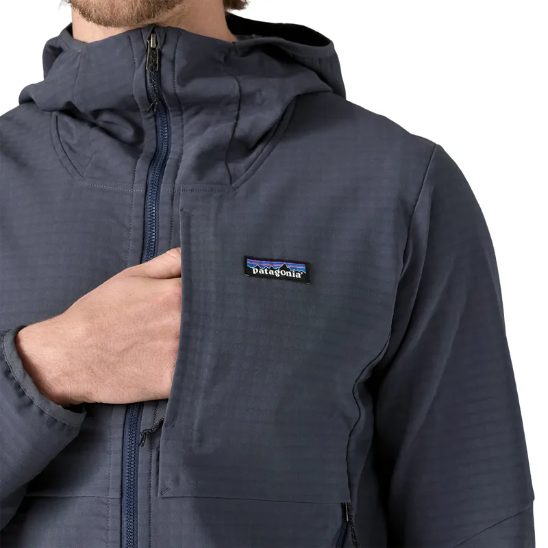 Patagonia R1 TechFace Hoody / Jacket in Black-8