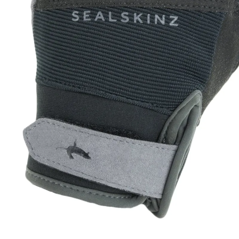 Sealskinz Sutton - Fully Waterproof MTB Glove in Black / Grey-3