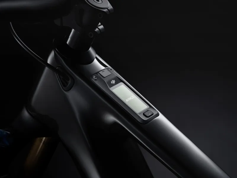 Amflow PL Carbon Pro Model - E-Bike DJI Motor - 2026 in Gloss Black-4