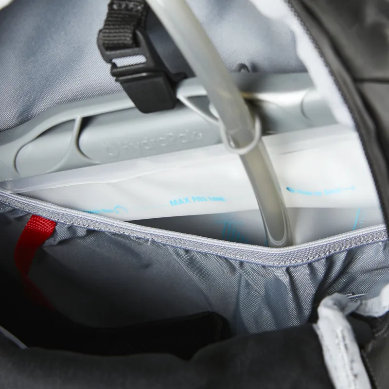 Fox - Utility Hydration Pack - Small - Black - All New-1